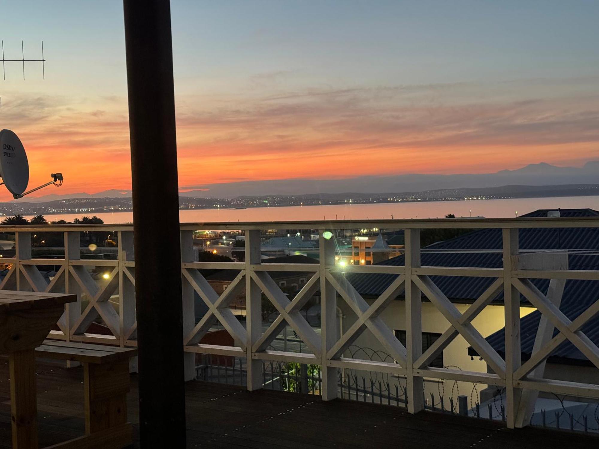 Green Door Guesthouse 모젤베이 외부 사진